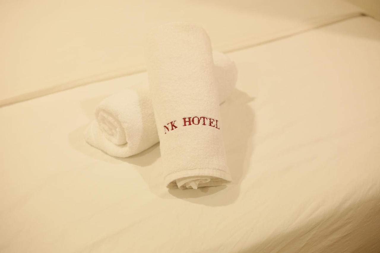 N K Hotel Muar Buitenkant foto